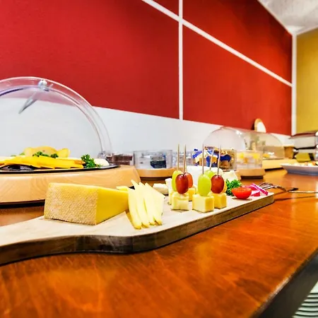 Guenzburg City Hotell 3*