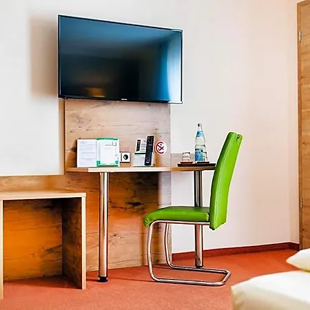 Guenzburg City Hotel